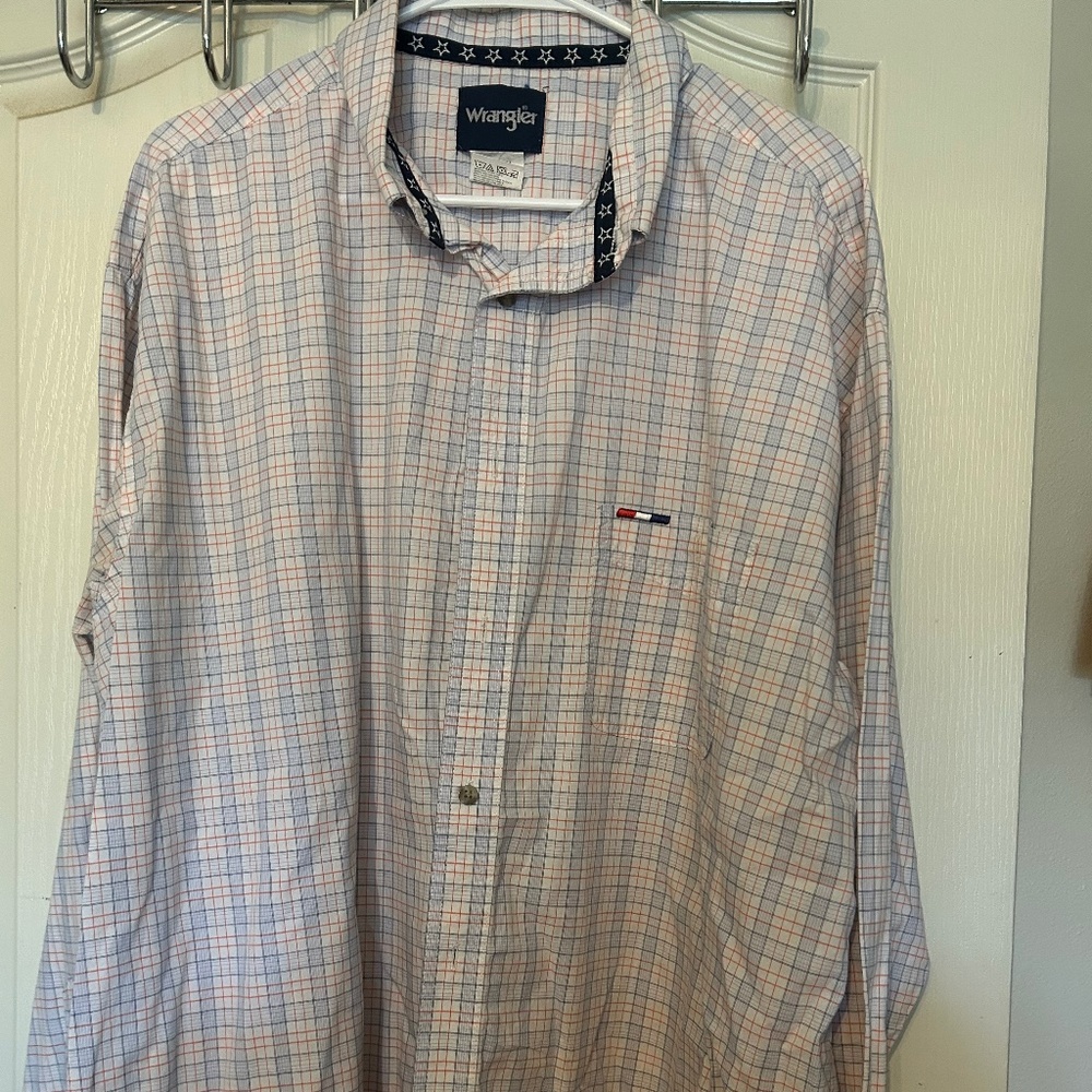 Wrangler long sleeve button up